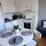 Cozy In The Center Of - Parking And Sauna *