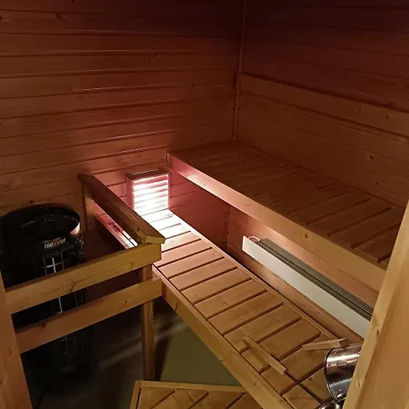 Διαμέρισμα Cozy In The Center Of - Parking And Sauna *