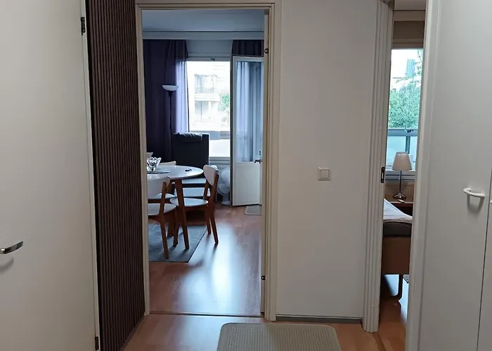 Cozy In The Center Of - Parking And Sauna شقة *